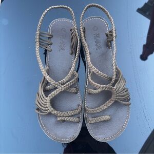 Plaka Taupe Sandals Size 11